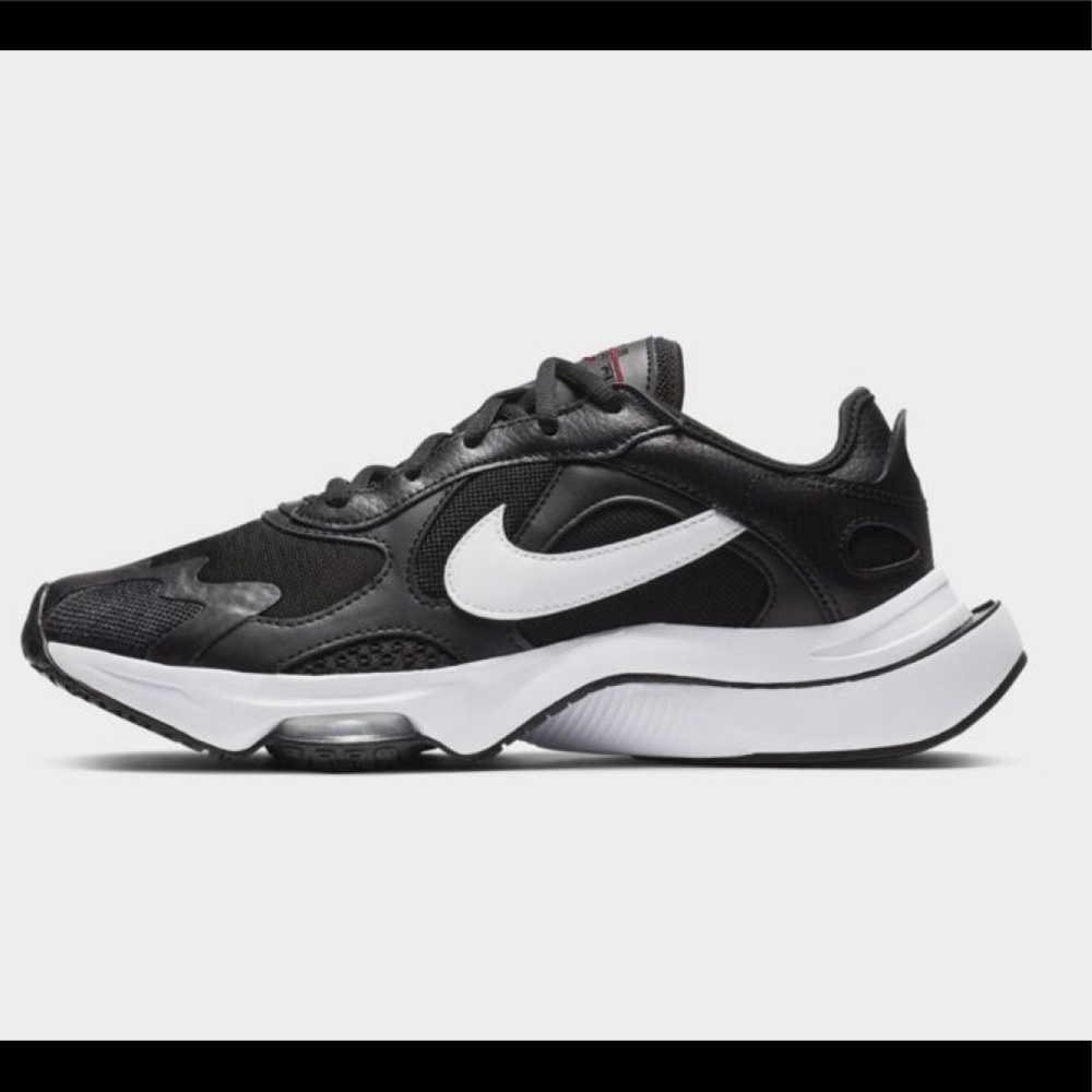 NEW NIKE AIR ZOOM DIVISION SNEAKERS